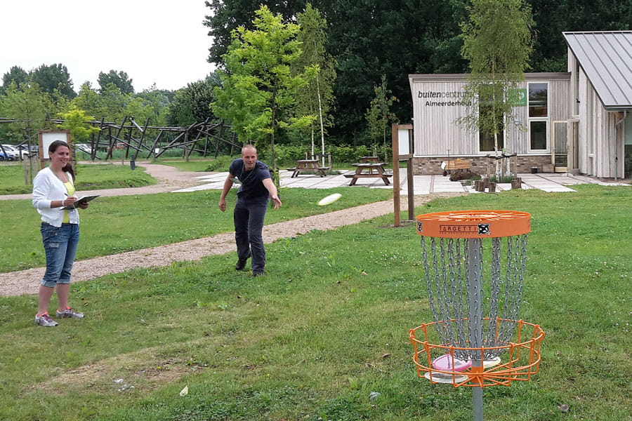 Discgolf bij Buitencentrum Almeerderhout